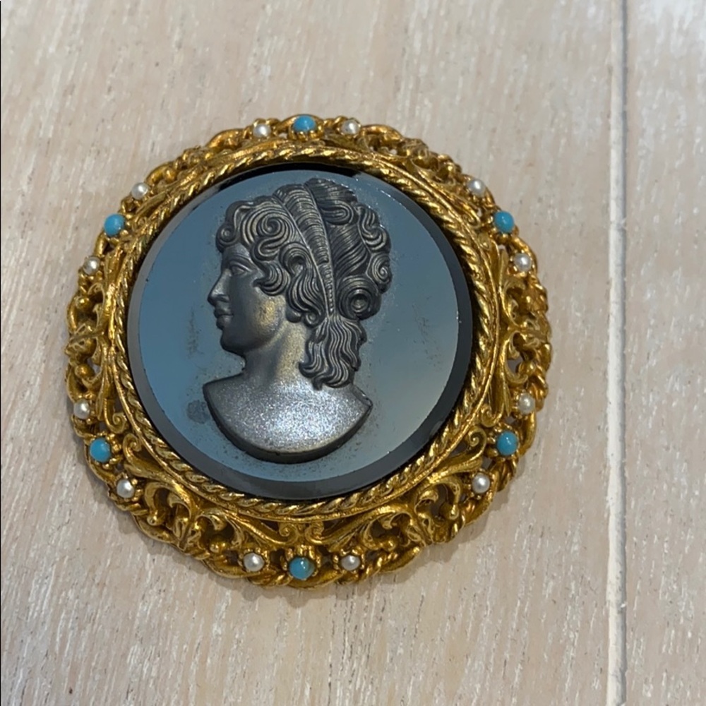 Vintage Brooch